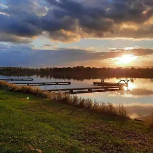 Camping Aux Rives Du Soleil